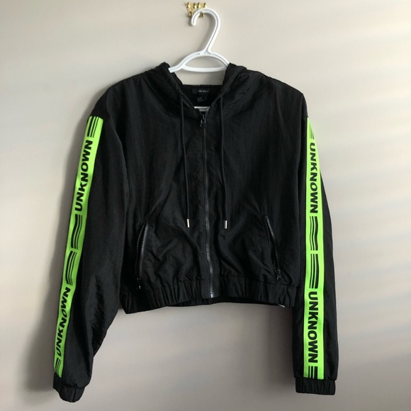forever 21 cropped windbreaker - Picture 1 of 2